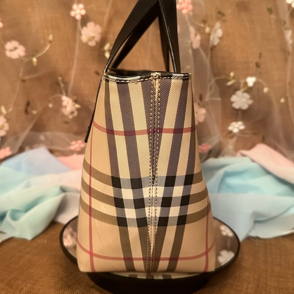 Burberry Nova Mini Tote - Picture 3 of 5